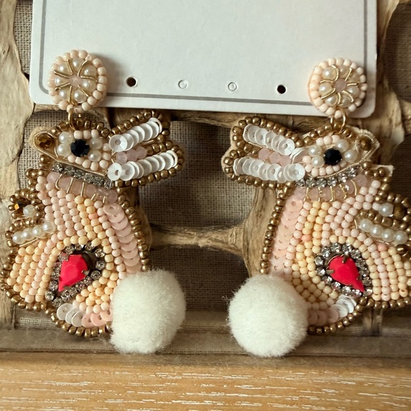 Accessories - Beaded Bunny Earrings with carrots 🥕